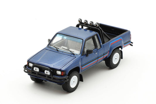 GCD 1:64 Toyota Hilux SR5 XTRA Cab -LHD BLUE KS-062-398