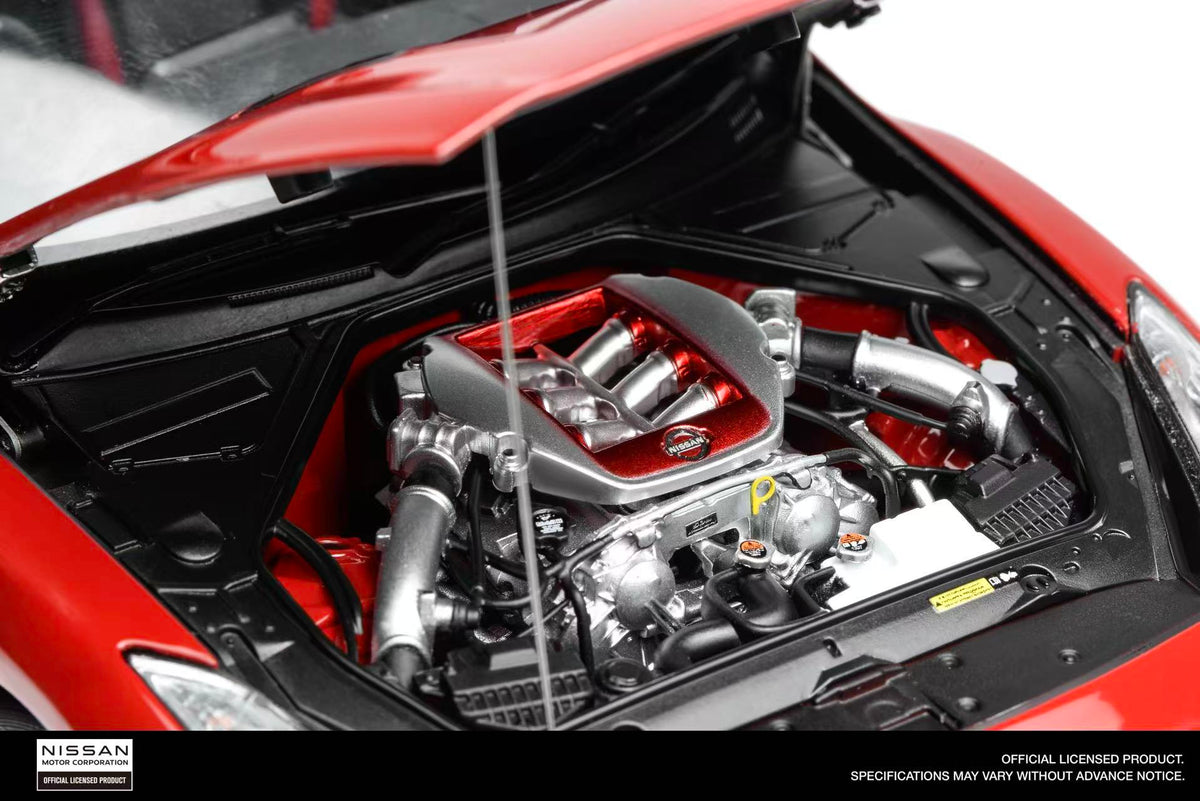 Motorhelix 1:18 Nissan GT-R (R35) Track Edition Engineered by NISMO 2020 (3 Colors)
