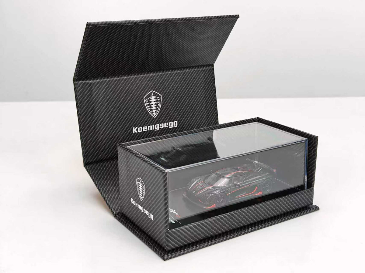 [Preorder] Frontiart 1:64 Koenigsegg Agera RS Carbon with Red Stripes