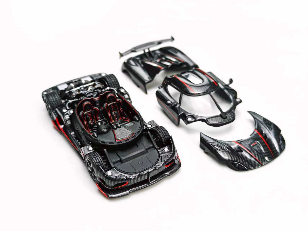 [Preorder] Frontiart 1:64 Koenigsegg Agera RS Carbon with Red Stripes