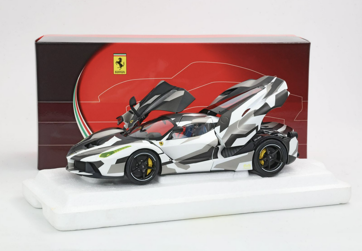 BBR 1:18 Ferrari LaFerrari 2012 open diecast - polifoam base Camouflage BBR182243
