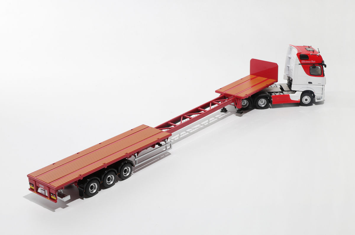 GCD 1:64 Mercedes-Benz Actros 3 axle tractor with retractable trailer (3 Colours)