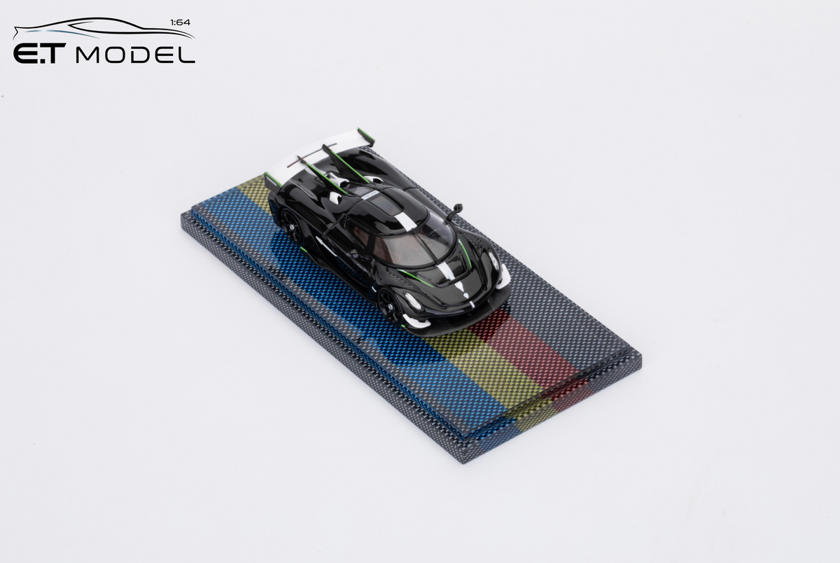 [Preorder] ET Model 1:64 Koenigsegg Sadairs Spear Piano Black (2 Variants)