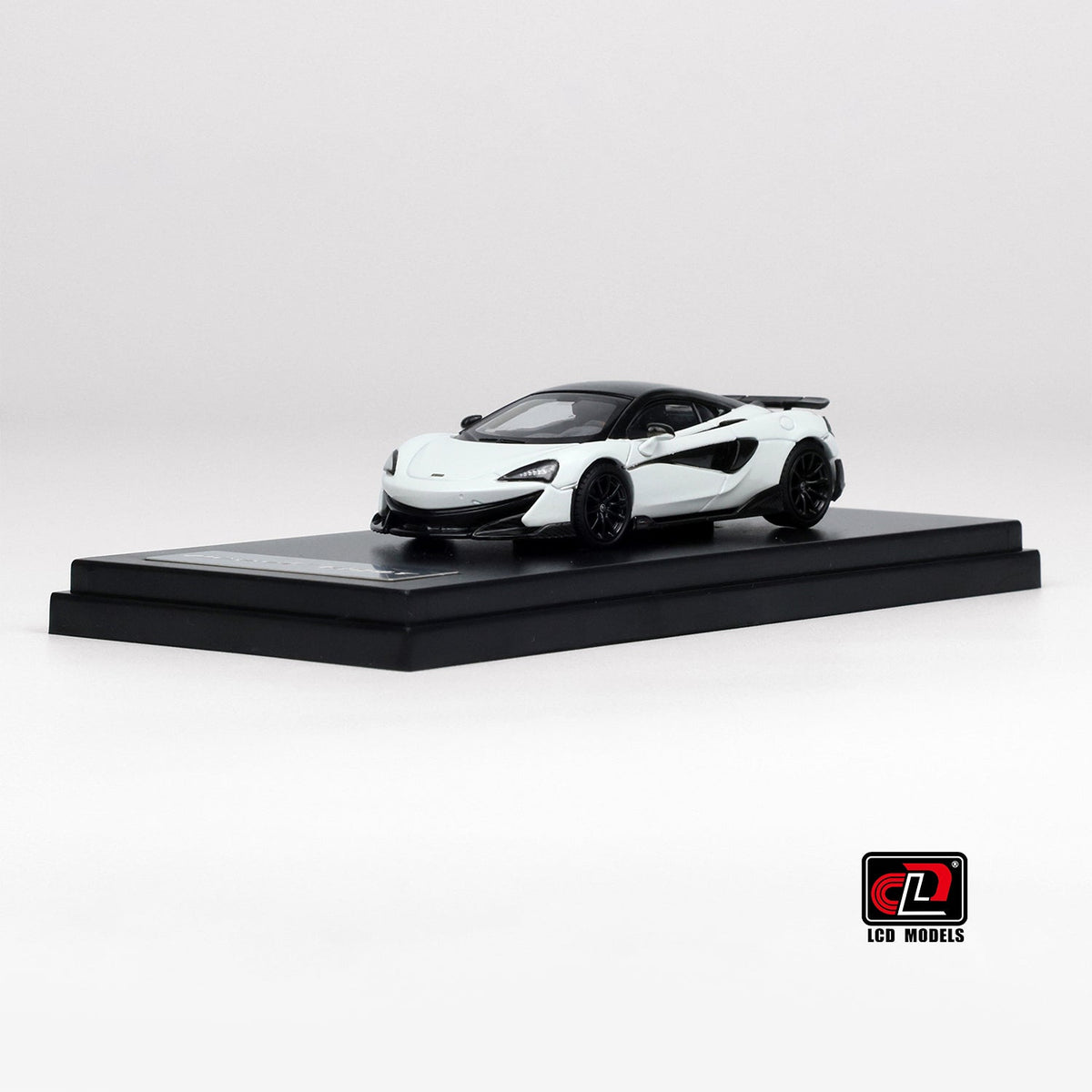 LCD 1:64 McLaren 600LT (4 Colors)