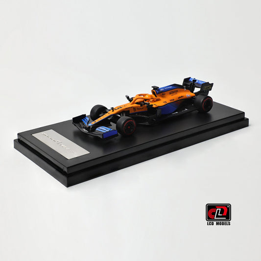 LCD 1:64 McLaren F1 MCL35 LCD64030-OR