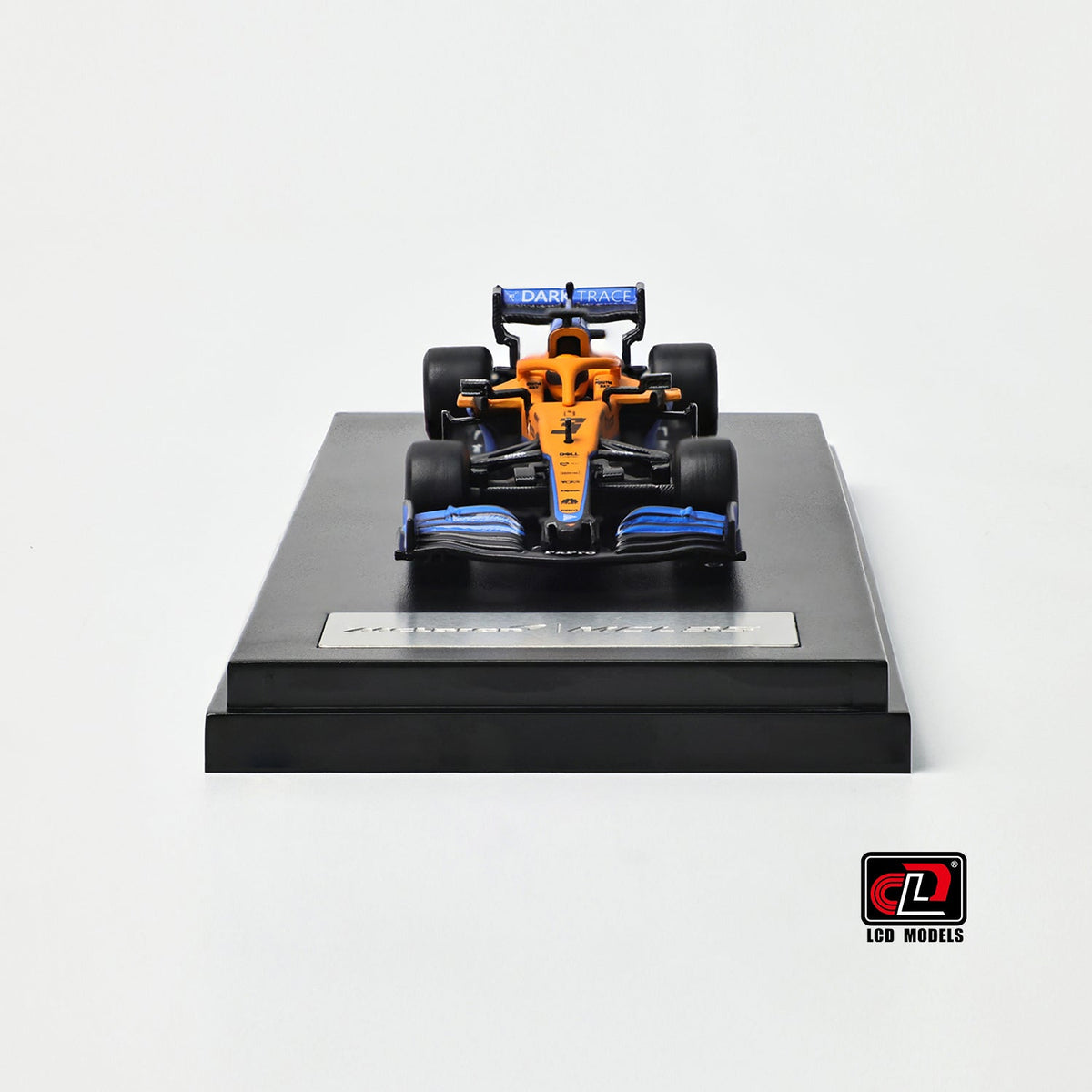 LCD 1:64 McLaren F1 MCL35 LCD64030-OR