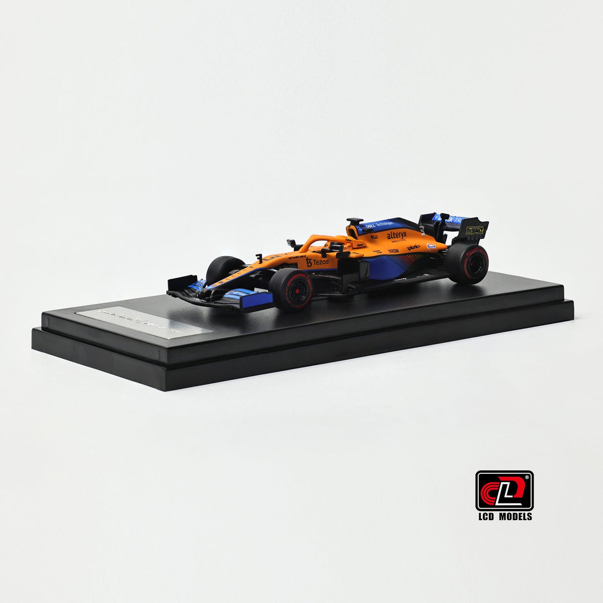 LCD 1:64 McLaren F1 MCL35 LCD64030-OR