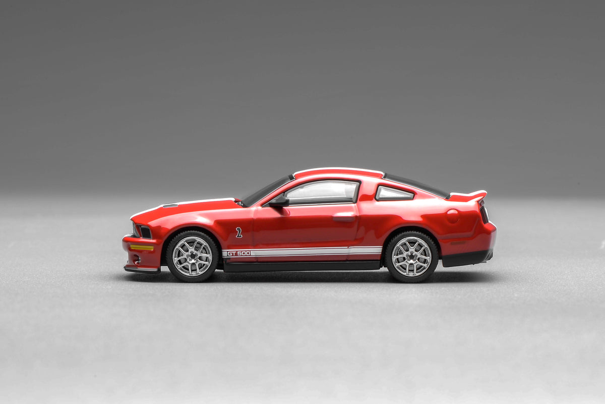 MOTORHELIX x GreenLight 1:64 Ford Mustang Shelby GT500 2007 (2 Colours)