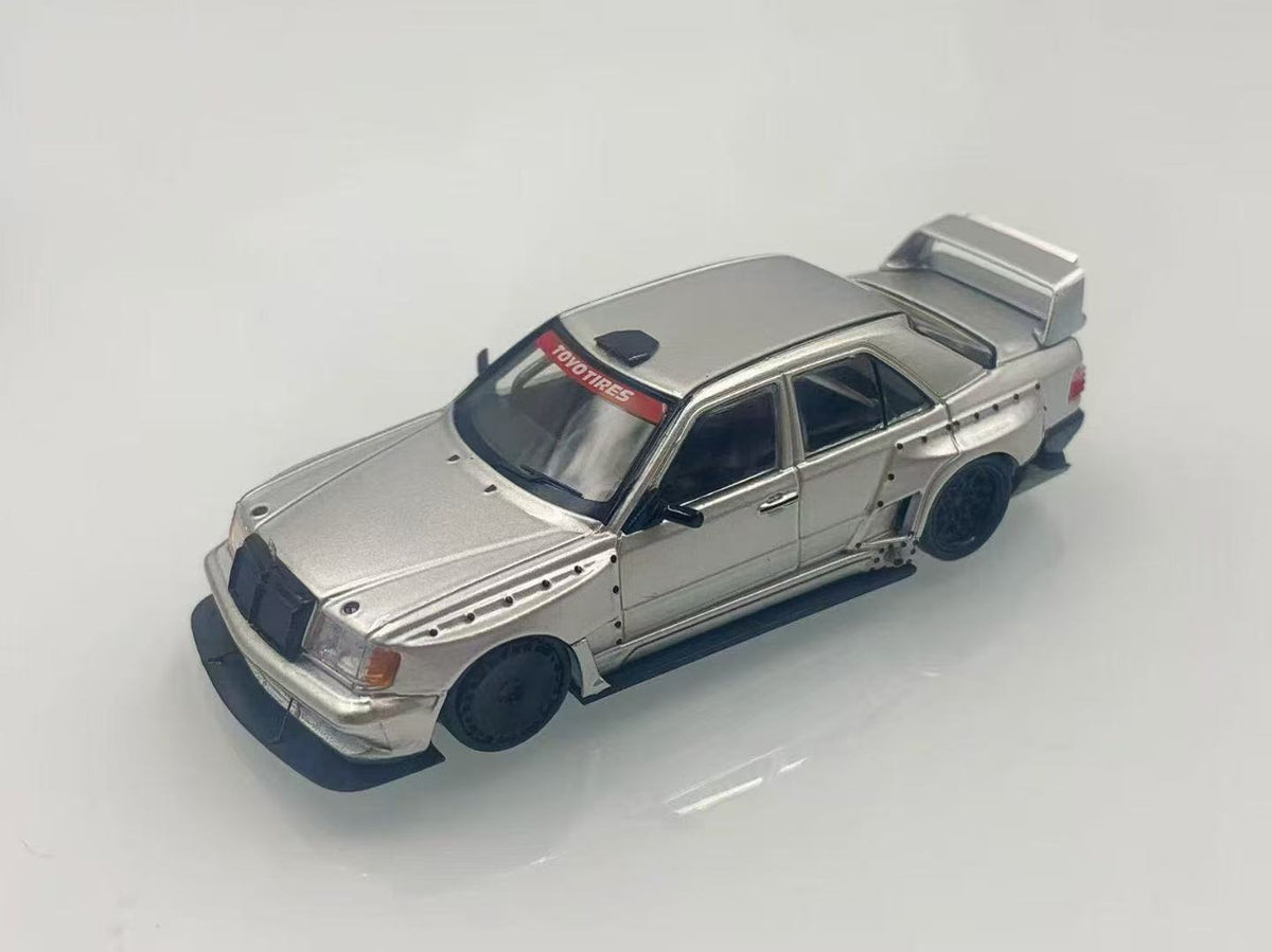 Rhino Model 1:64 Mercedes-Benz W124 Modified (2 Colours)