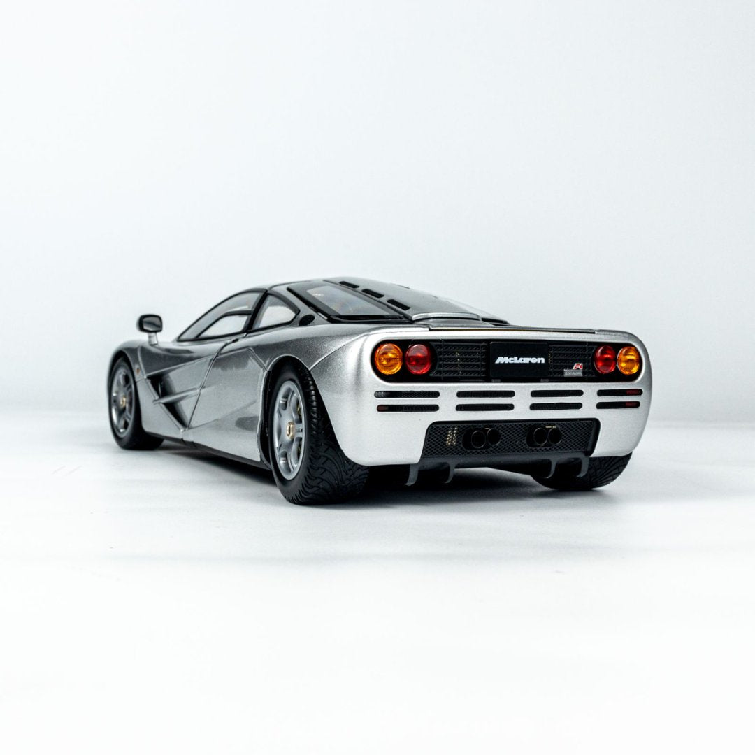 LCD 1:18 McLaren F1 XP5 Silver LCD18014-SI