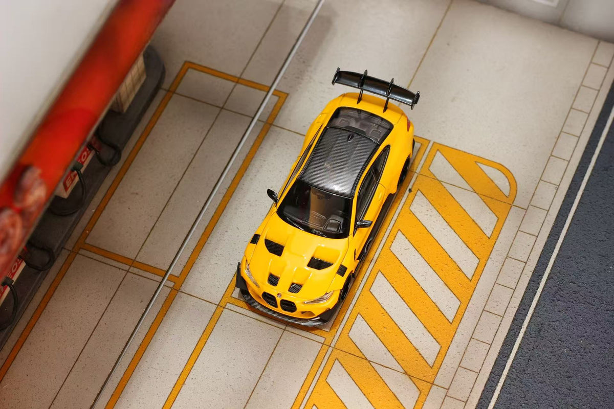 [Preorder] Street Weapon 1:64 BMW G82 M4 Widebody Yellow