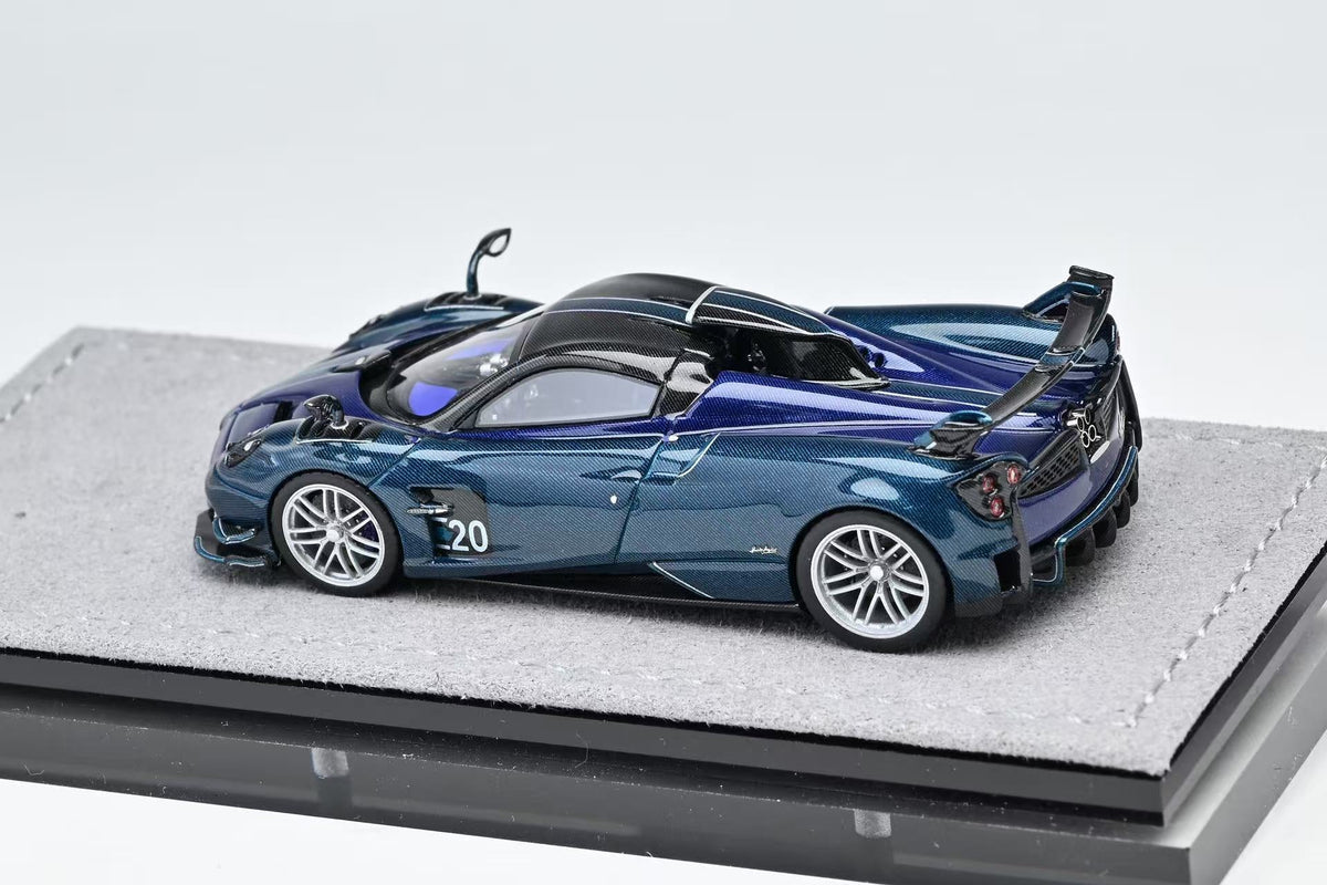 DMH 1:64 Pagani Huayra Roadster (5 Colours)