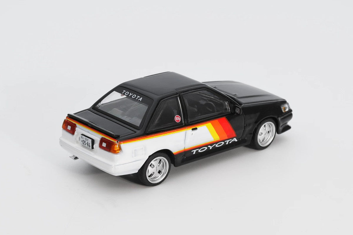 DCT 1:64 Toyota AE86 Black Livery RHD LL-009-286