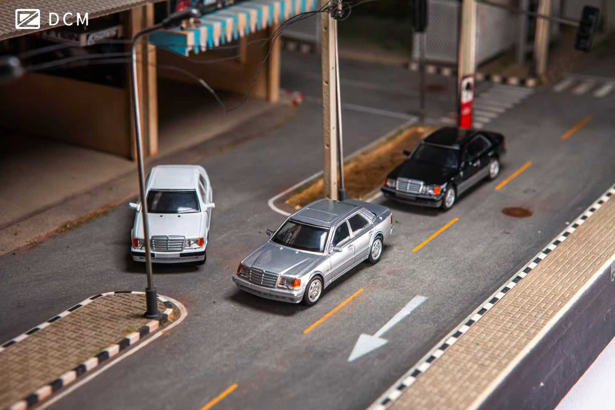 [Preorder] DCM 1:64 Mercedes Benz W124 500E (3 Colours)