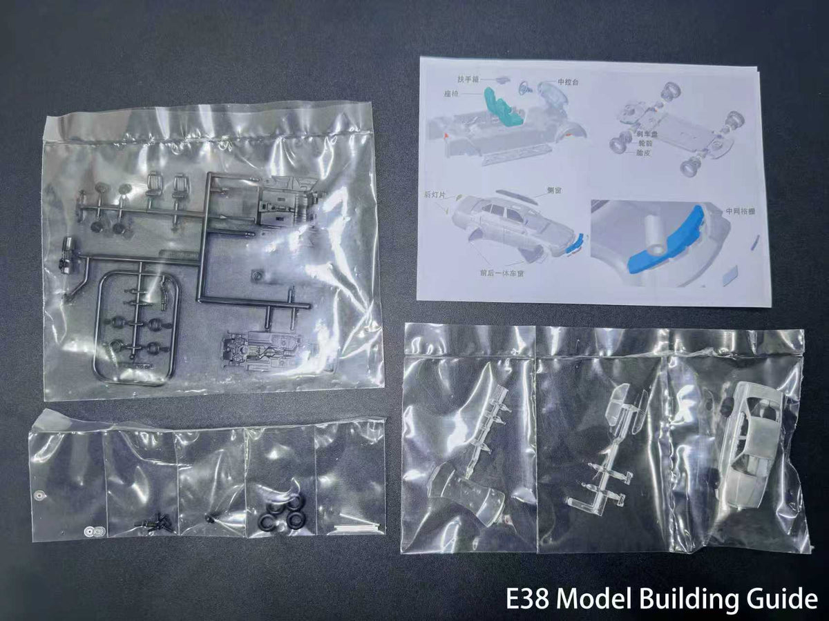 Elite Collectibles 1:64 BMW E38 Original color and unpainted parts kit