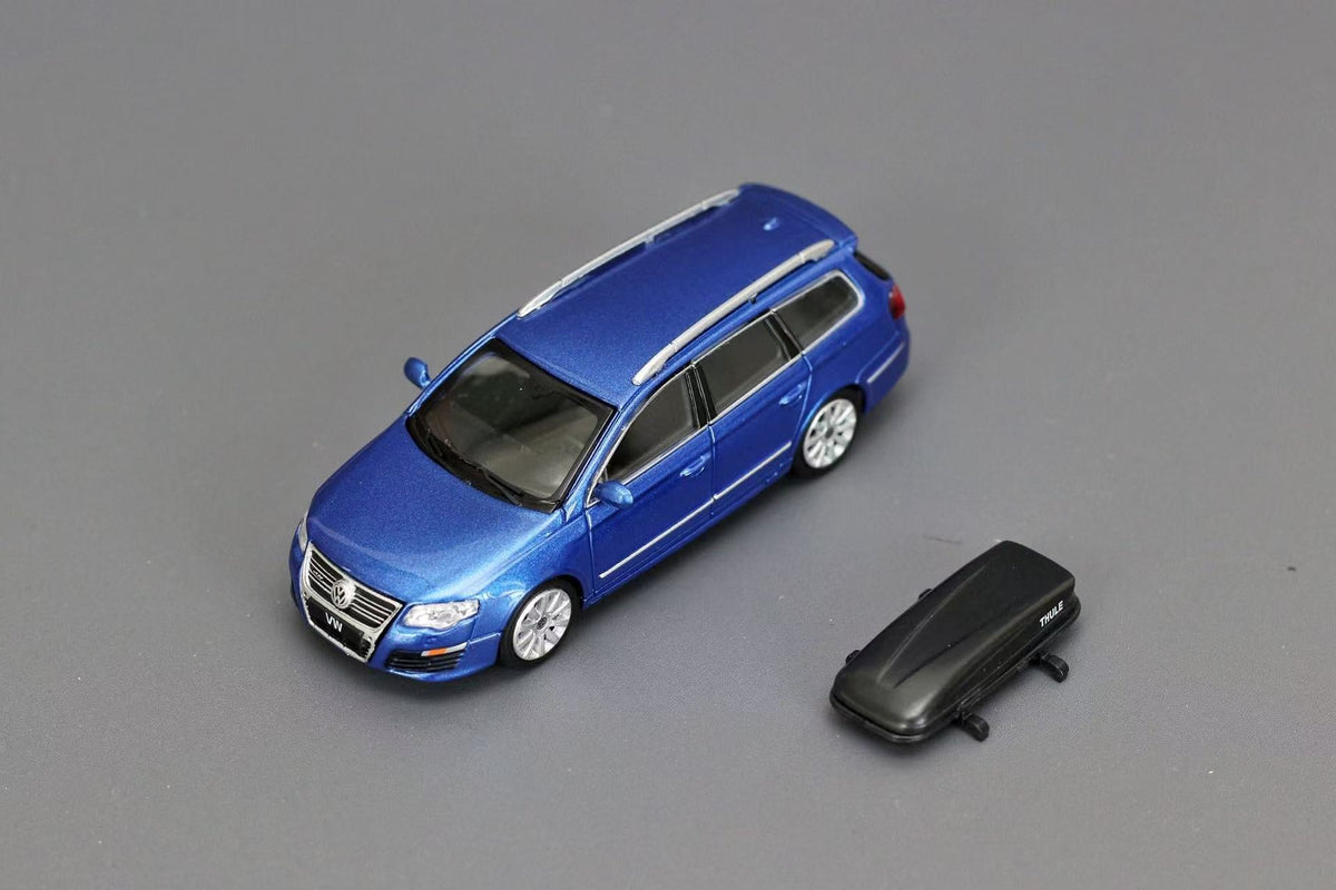 [Preorder] Volkswagen Dealer Edition 1:64 Volkswagen R36 Wagon Blue