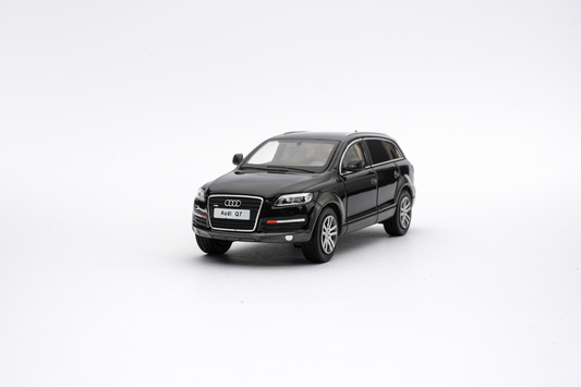 Massdi 1:64 Audi Q7 FSI quattro 2008 (2 Colours) AD3100/AD3101
