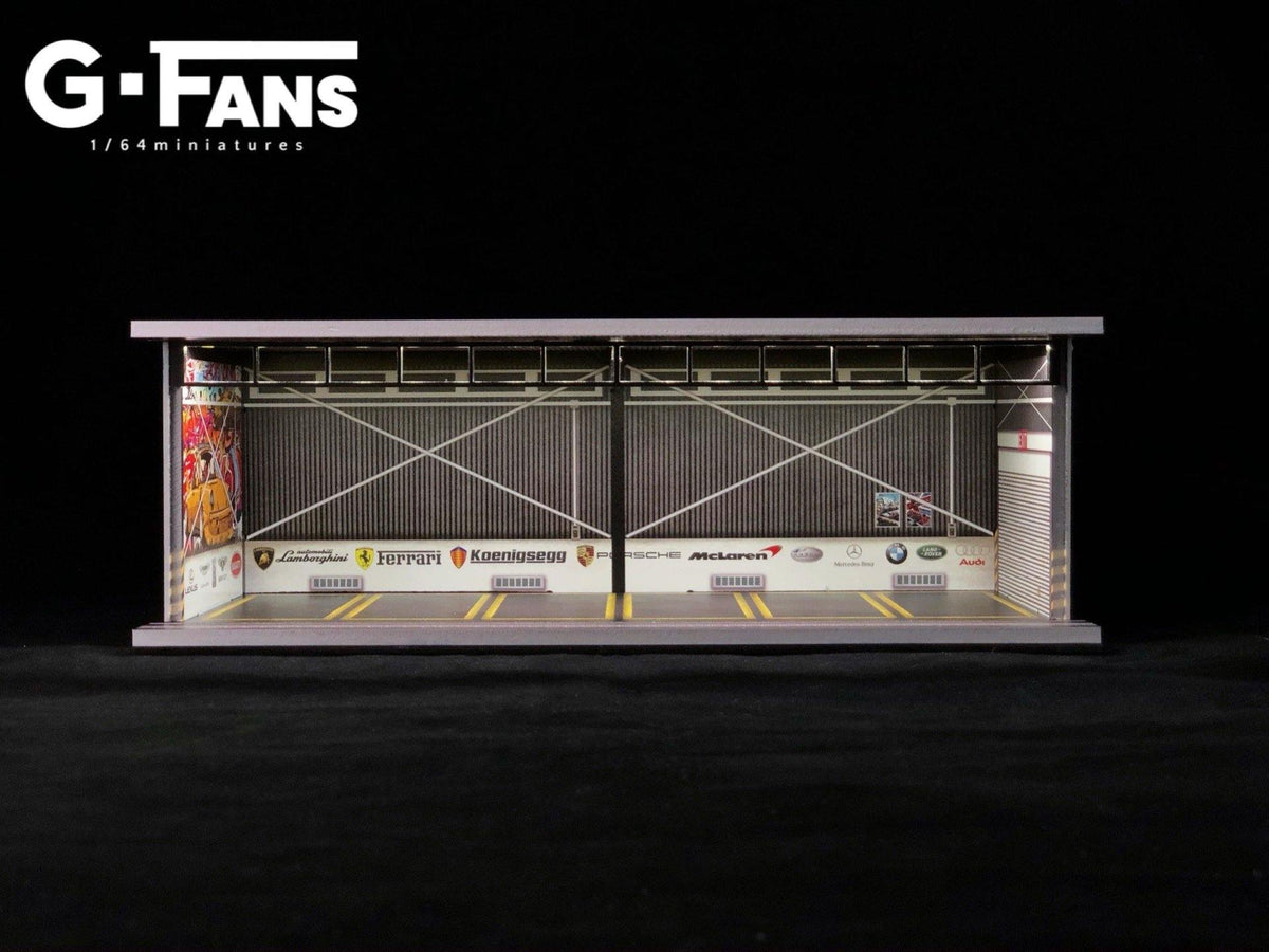 G.Fans 1:64 Garage Diorama with LED 710010