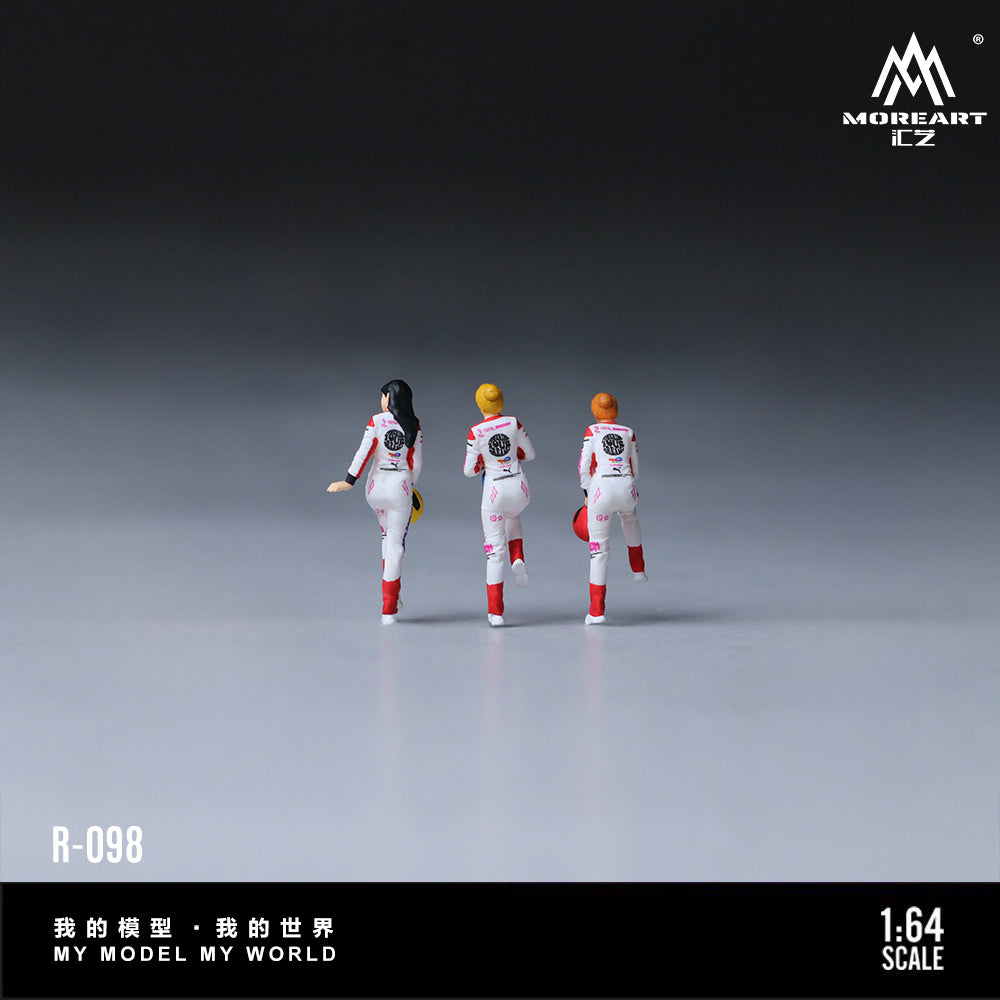 [Preorder] MoreArt 1:64 IRON MAIDEN CHILDREN'SRACING CAR DRIVER FIGURE SET MO223098
