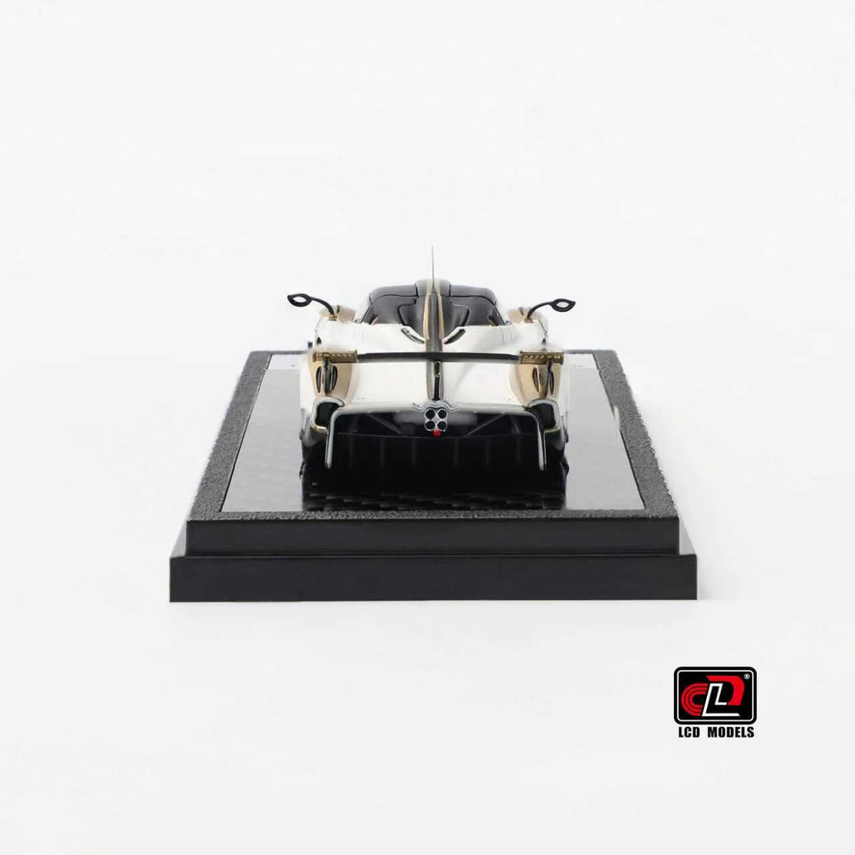 [Preorder] LCD 1:64 Pagani Huayra R Evo Roadster LCD64050-WG
