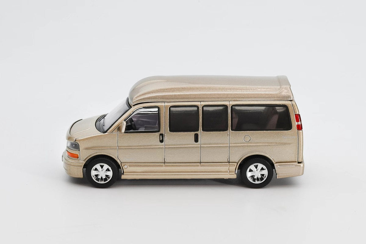 [Preorder] Shadow 1:64 GMC Van (2 Colours) LL-057-288/LL-057-291