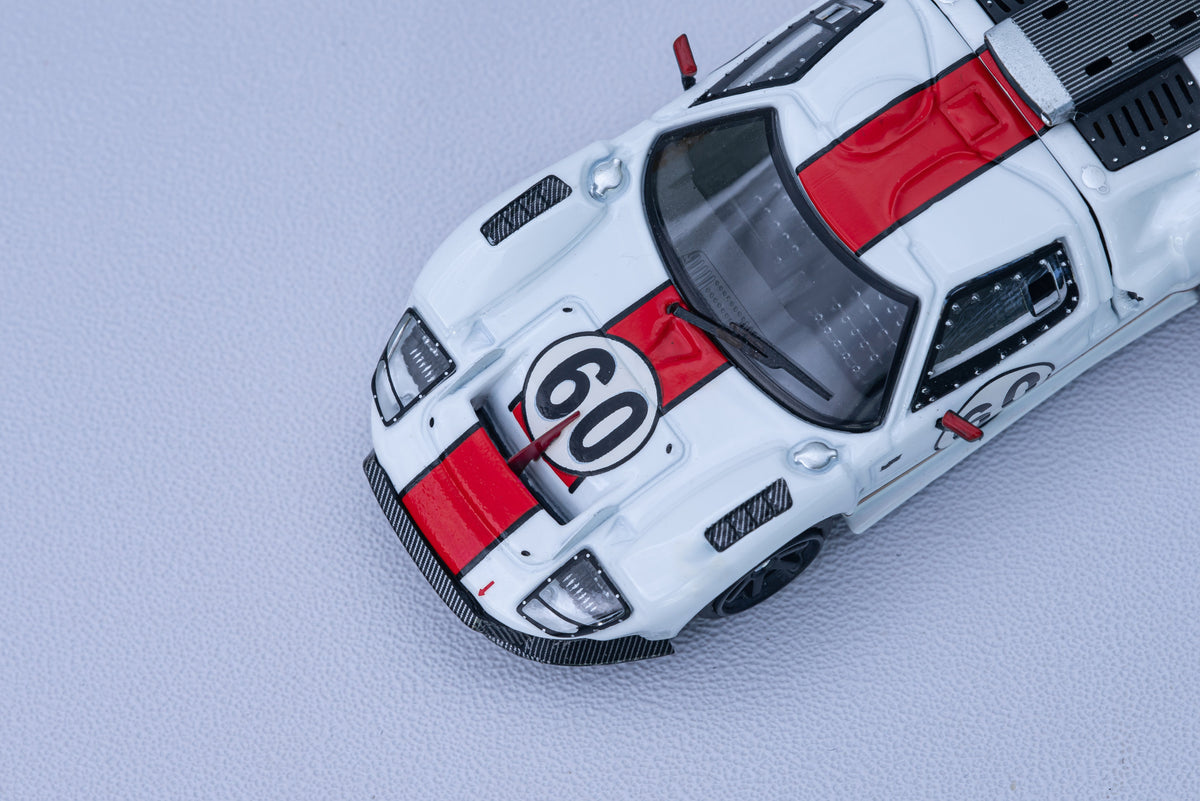 Rhino Model 1:64 Ford GT40 (2 Colours)