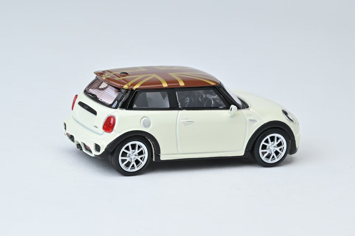 Stance Hunters 1:64 MINI Cooper JCW F56 (3 Colours)
