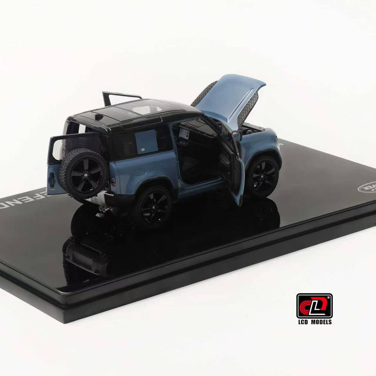 [Preorder] LCD 1:43  Land Rover Defender 90 (4 Colours)
