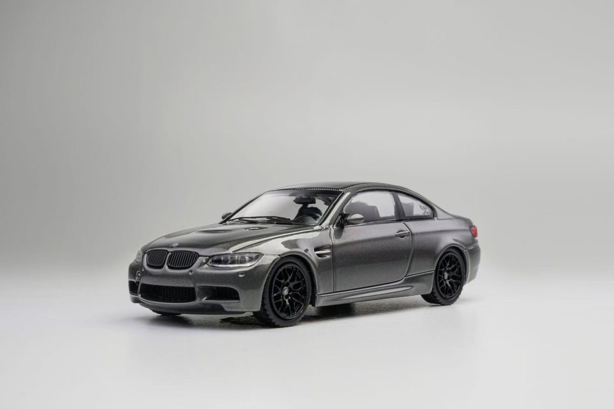 Fine Model 1:64 BMW M3 E92 (2 Colours)