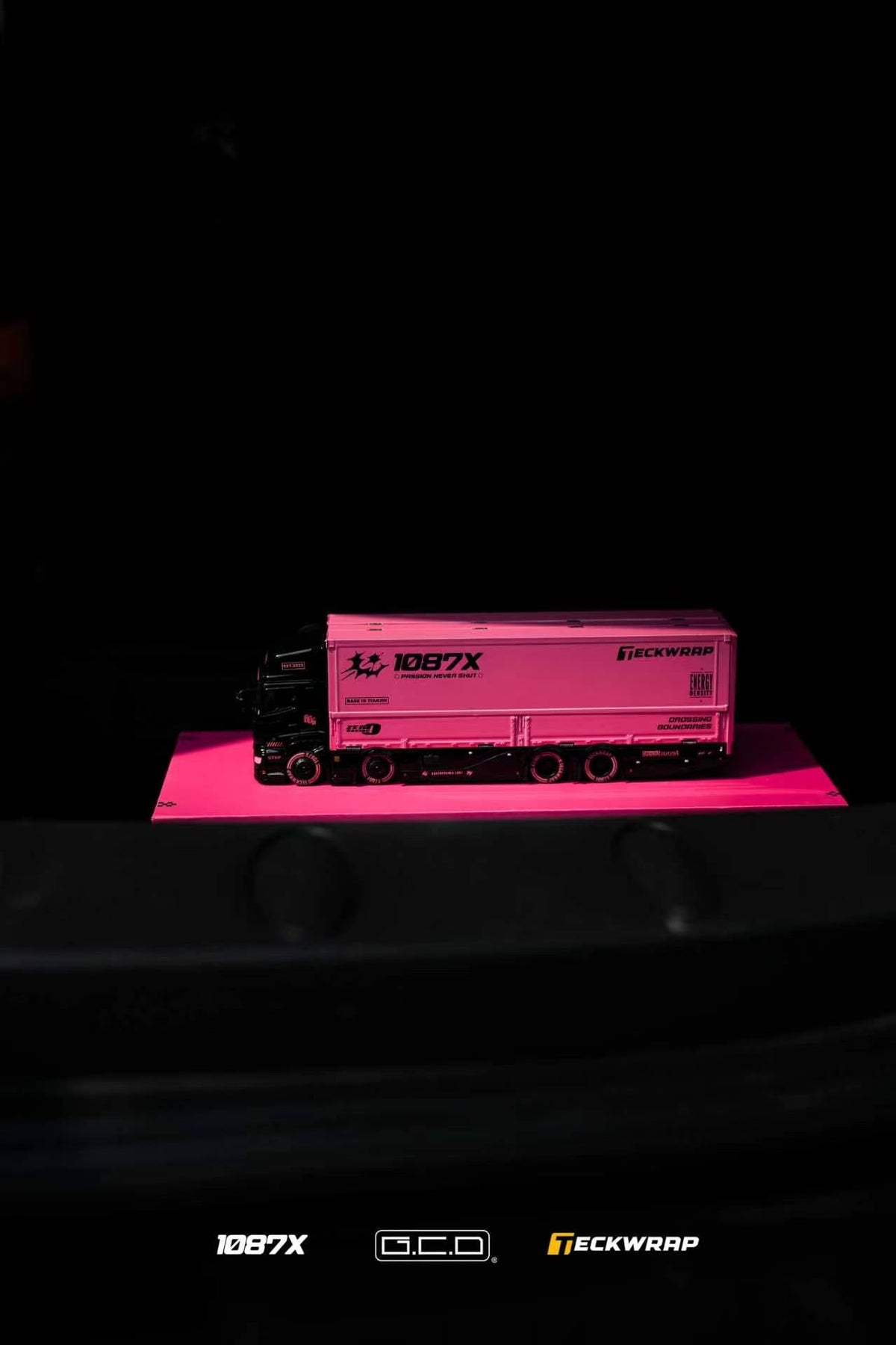 GCD 1:64 Hino Profia 700 1087X Livery KS-118-687
