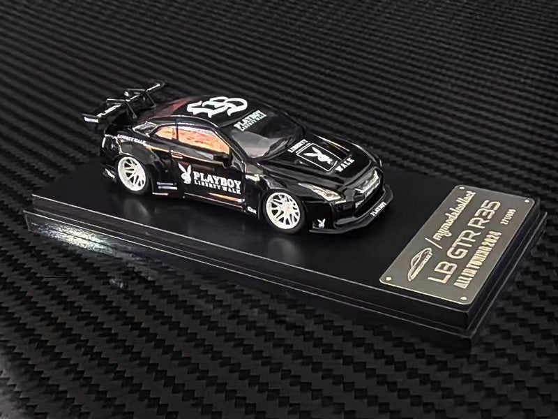 [Preorder] Model Collect 1:64 LB GTR R35 1.5 Glossy Black MC640004O