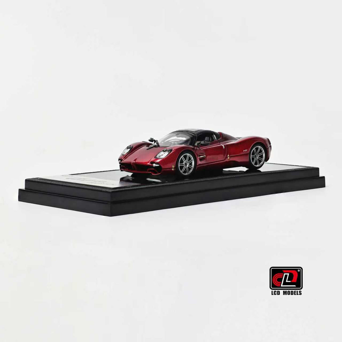 LCD 1:64 Pagani Utopia Roadster LCD64047-CR