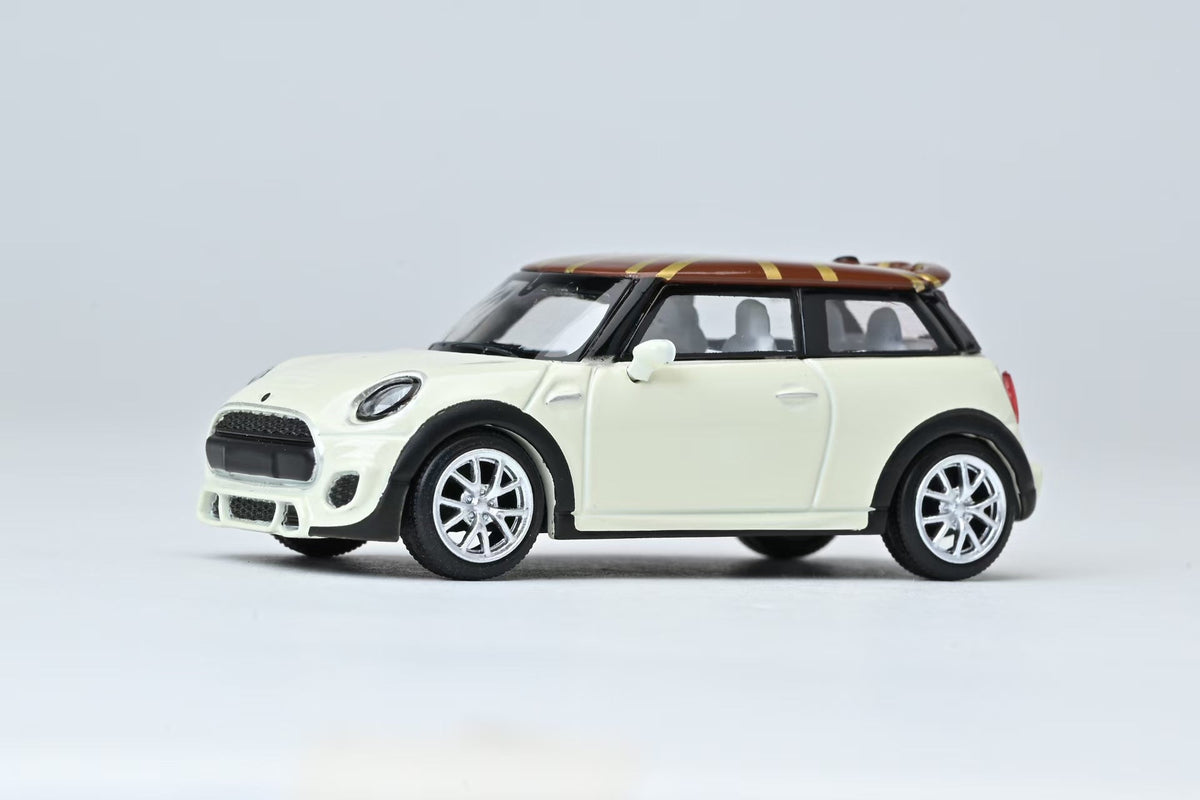 Stance Hunters 1:64 MINI Cooper JCW F56 (3 Colours)