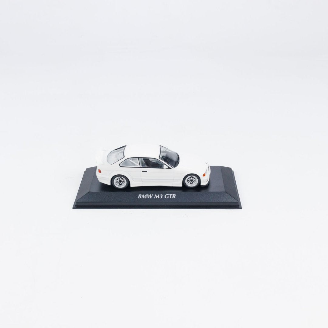 MINICHAMPS 1:43 BMW M3 E36 GTR - 1993 - WHITE 940023381