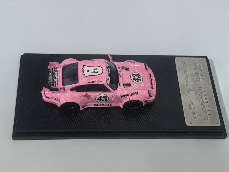 [Preorder] Model Collect 1:64 RWB964 GT Wing boo!nigan Magic Eye Green/Pink