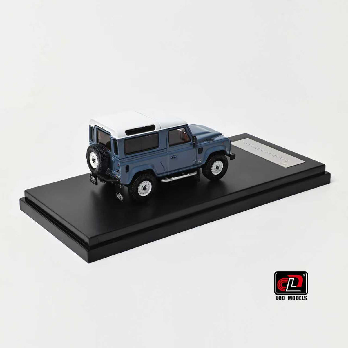 LCD 1:64 Land Rover Defender 90 V8 (3 Colours) LCD64016-BU/GR/GE