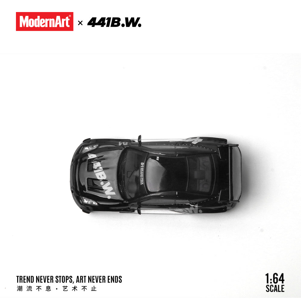 ModernArt 1:64 Nissan GTR35 & Mercedes Actros Truck set (2 Versions) MD641530/MD641531