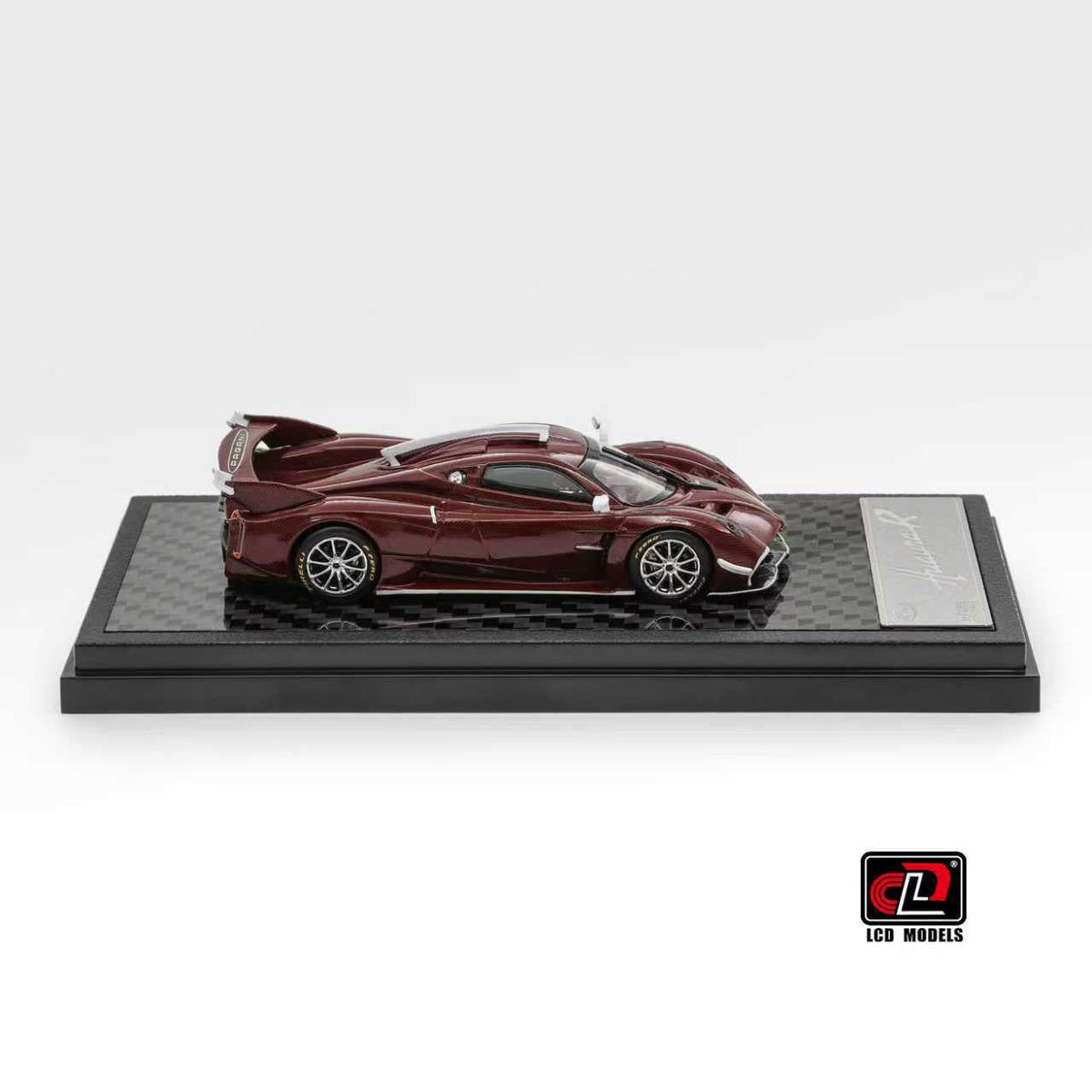 LCD 1:64 Pagani Huayra R Red Carbon LCD64028-CR