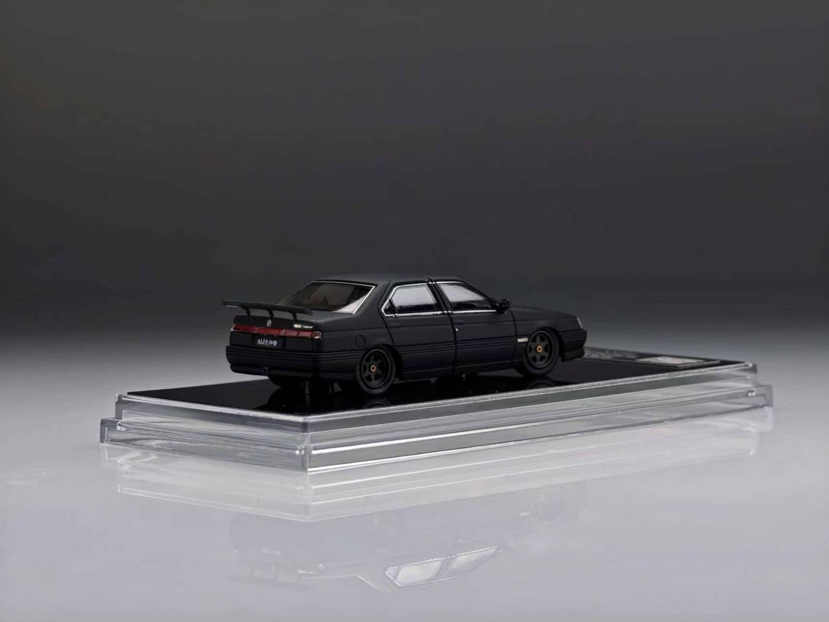 [Preorder] Carport Model 1:64 Alfa Romeo 164 (3 Variants)