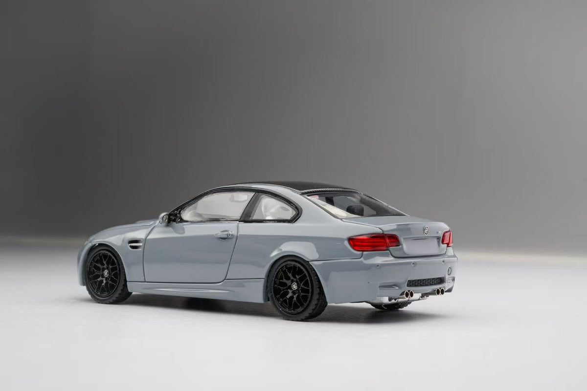 Fine Model 1:64 BMW M3 E92 (2 Colours)