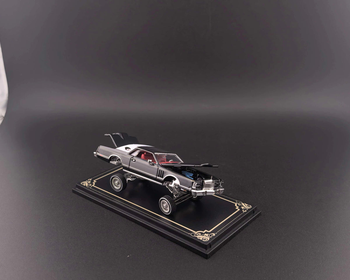 [Preorder] Fine Works64 1:64 Lincoln Continental 1979 - Black