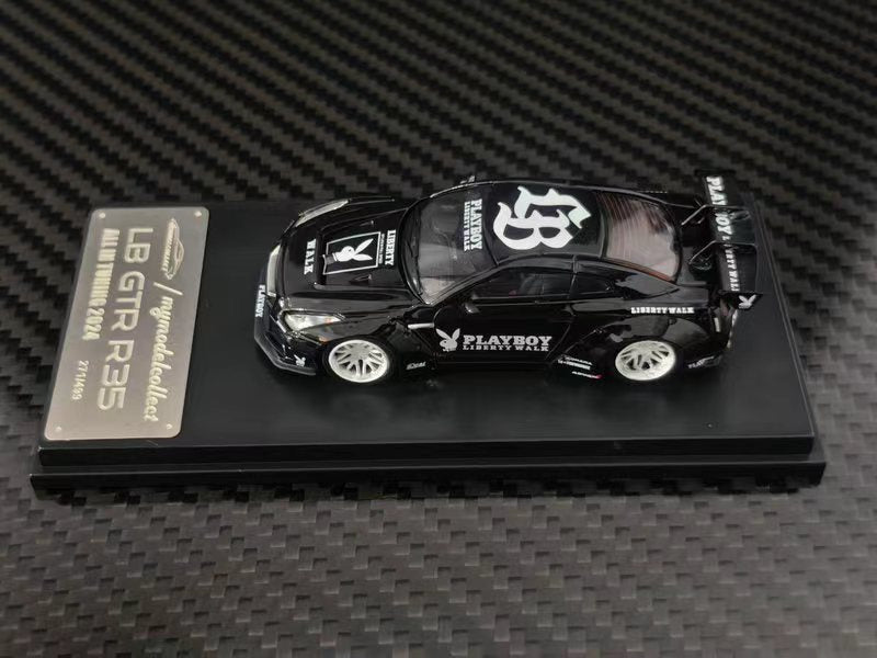 [Preorder] Model Collect 1:64 LB GTR R35 1.5 Glossy Black MC640004O
