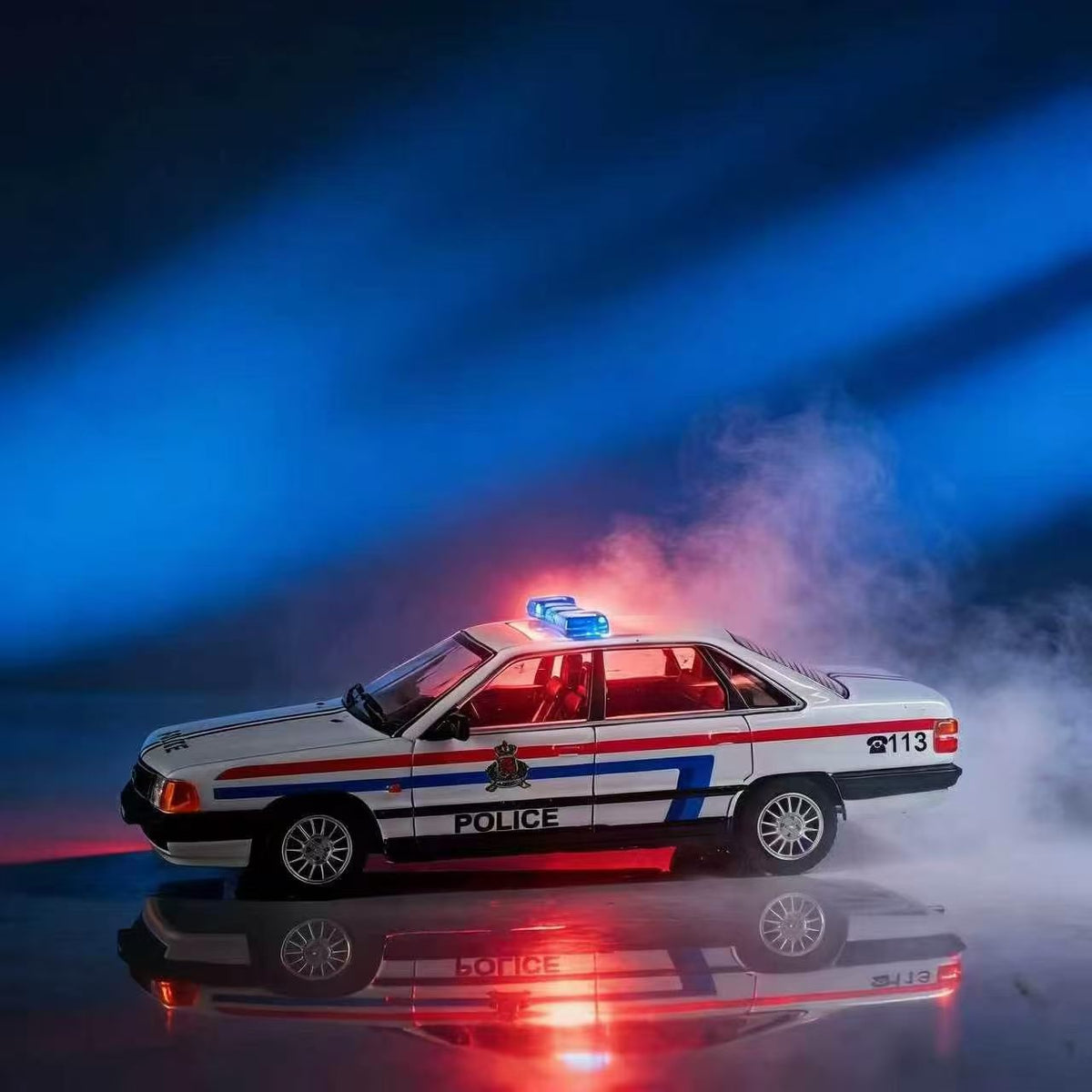 Rhino Model 1:64 Audi 100 C3 Police White