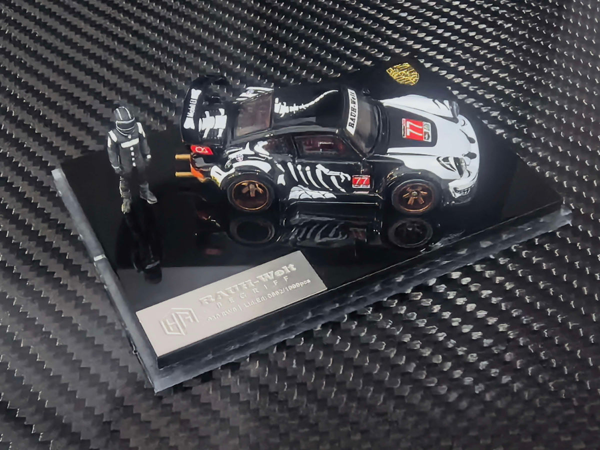 [Preorder] FG 1:64 RWB 930 #77 Bone Dragon Black/White Livery + Rider Figure HG6426104