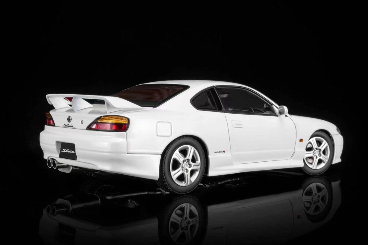 [Preorder] MOTORHELIX 1:18 Nissan Silvia S15 Spec-R Aero 1999 (3 Colours)