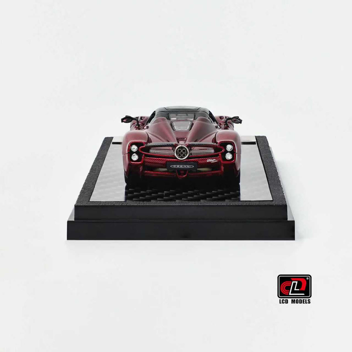 LCD 1:64 Pagani Utopia Roadster LCD64047-CR
