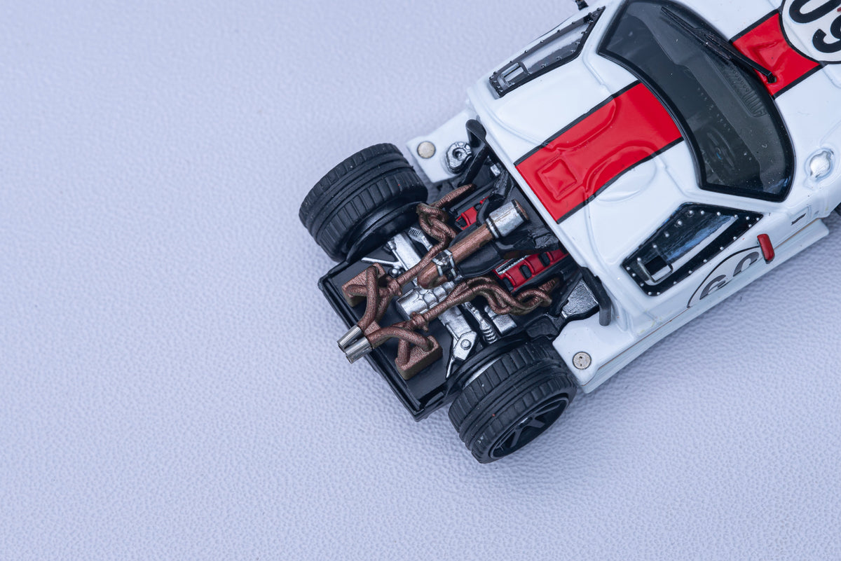 Rhino Model 1:64 Ford GT40 (2 Colours)