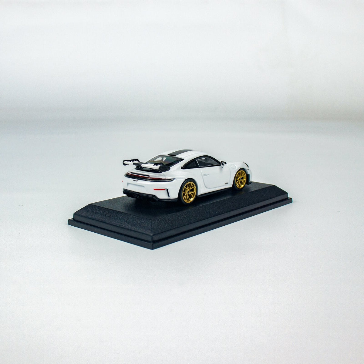 Minichamps 1:64 PORSCHE 911 (992.2) GT3 - 2025 - White CLDC 643064224