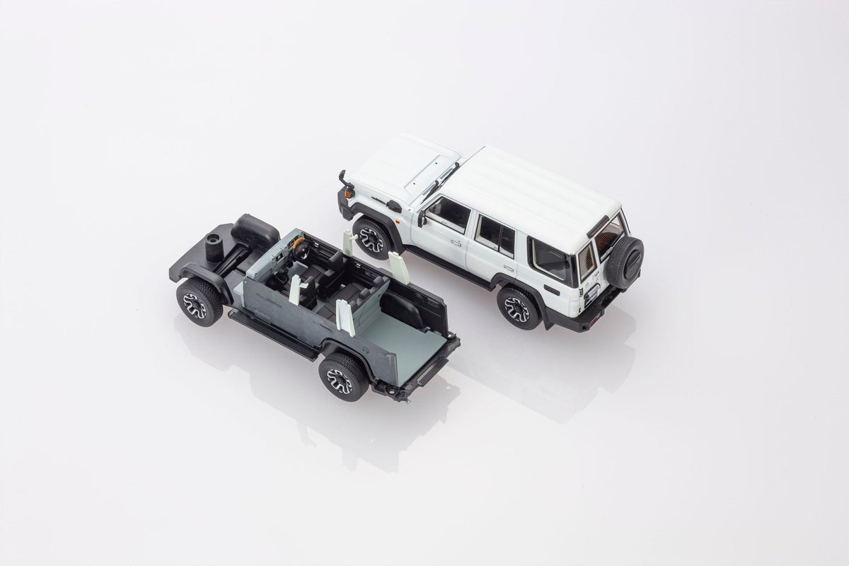 Kyosho 1:43 Toyota Land Cruiser 70 4(3 Colours) 03928BE/03928W/03928BK