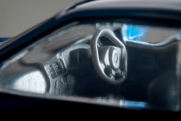 TLVN Tomica Limited Vintage Neo 1:64 Nissan Skyline GT-R V-spec LM Limited (Champion Blue) 1996 LV-N308e